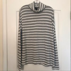 3/$20 J Crew striped turtleneck top gray white